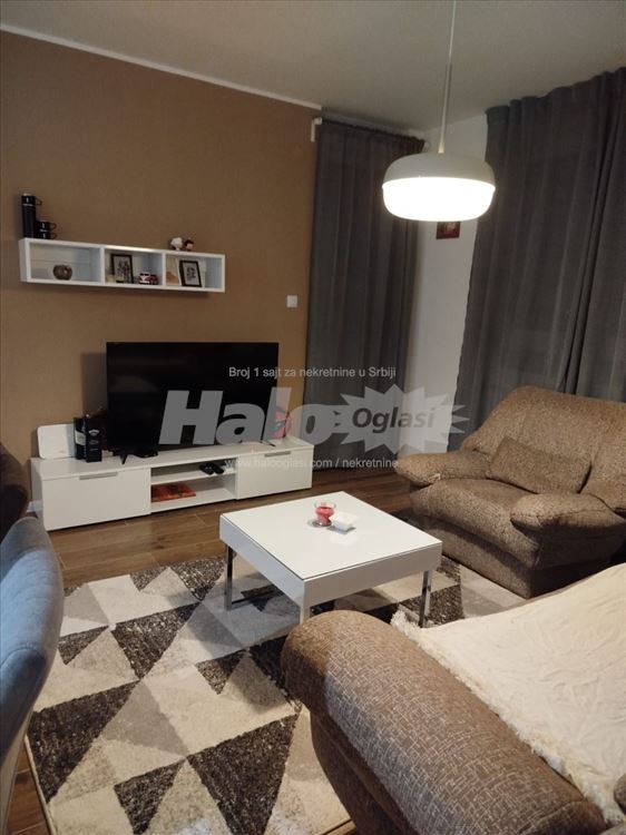 полуторакомнатная квартира в аренду, Маленькая Америка 46m2 — фото