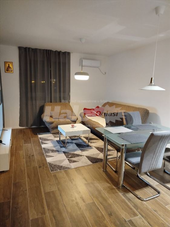 полуторакомнатная квартира в аренду, Маленькая Америка 46m2 — фото