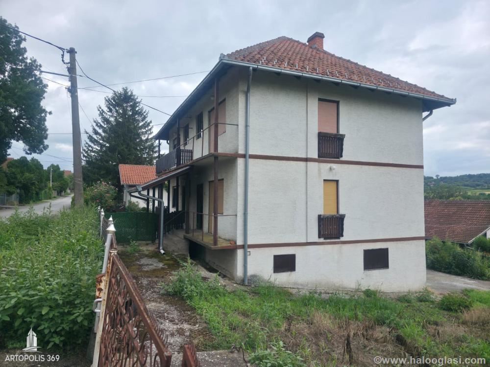 Apartment for sale priced below market in Umčari