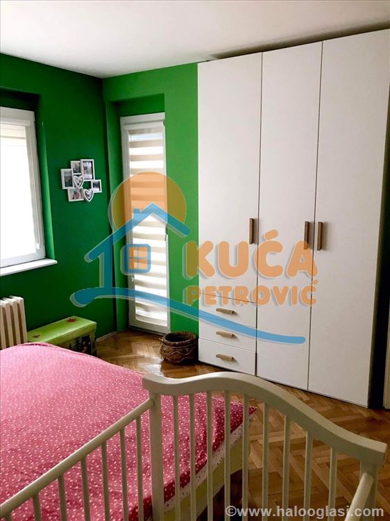 Fotografija stana 14 od 22