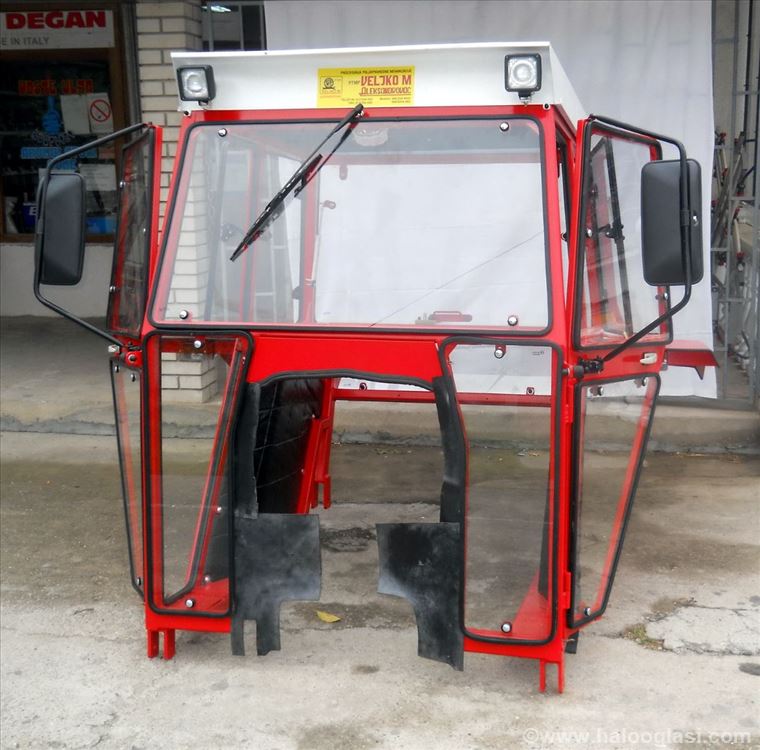Kabina za traktor IMT 560, 565, 577 | Halo Oglasi