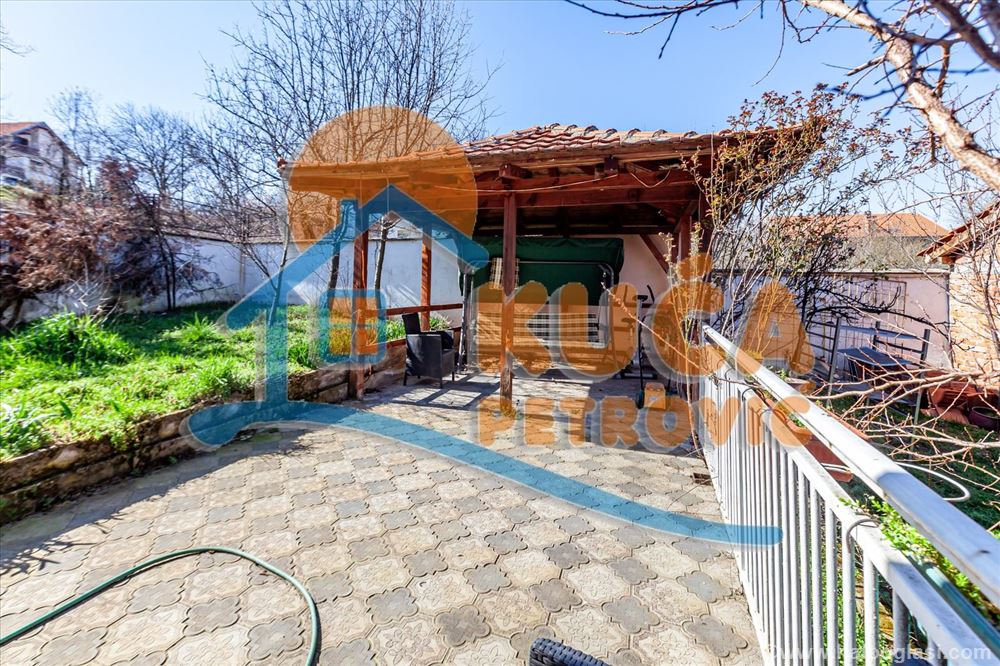 Хороший семейный дом 290м2, с прекрасным видом и — фото