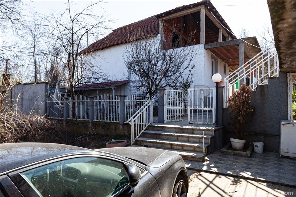 Nice family house 290m2, with a beautiful view, and — photo