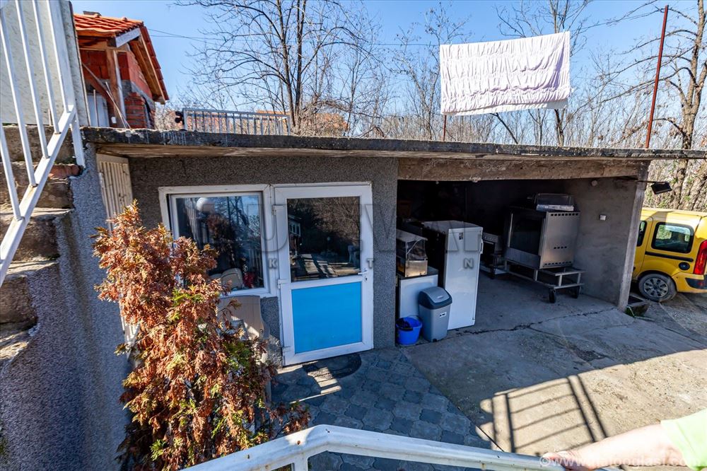 Nice family house 290m2, with a beautiful view, and — photo