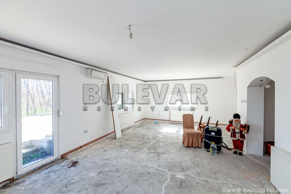 Nice family house 290m2, with a beautiful view, and — photo