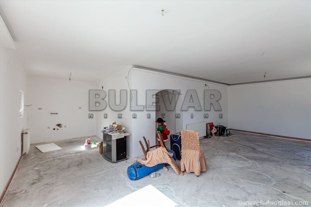 Nice family house 290m2, with a beautiful view, and — photo