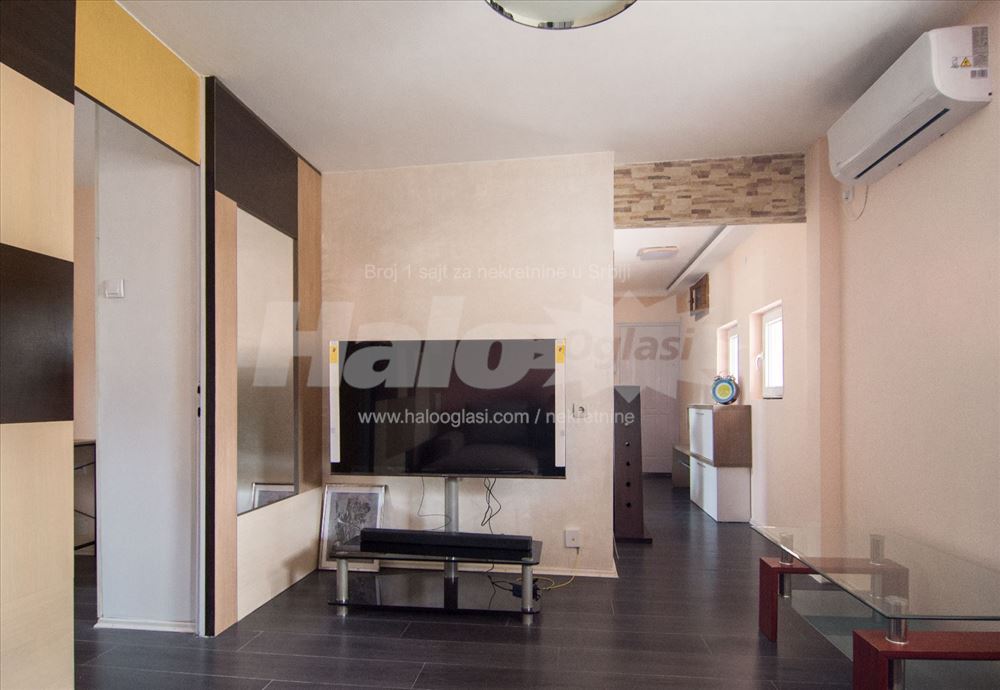 Fotografija stana 3 od 17