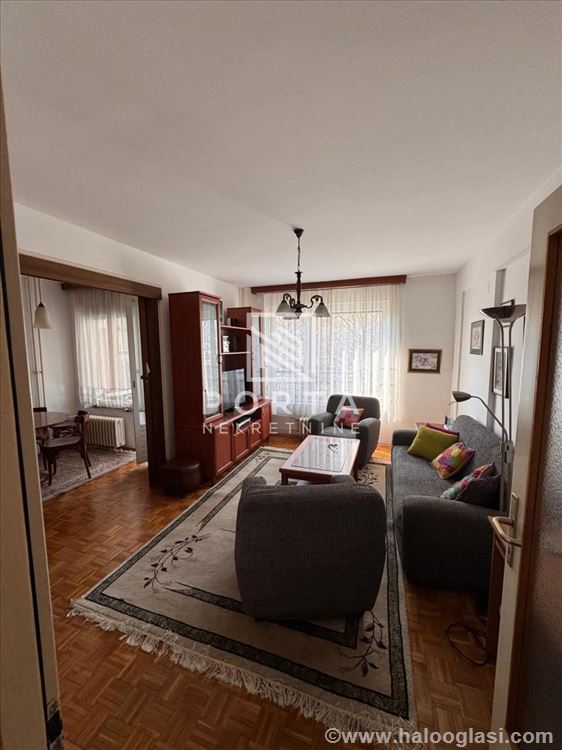 Fotografija stana 3 od 11