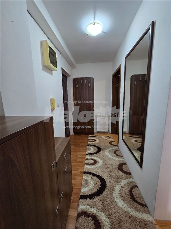 Fotografija stana 4 od 19