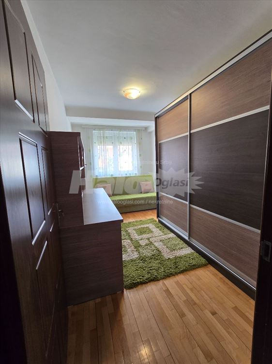 Fotografija stana 5 od 19