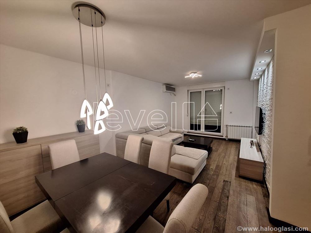Apartment for sale with a price drop in Novi Bulevar