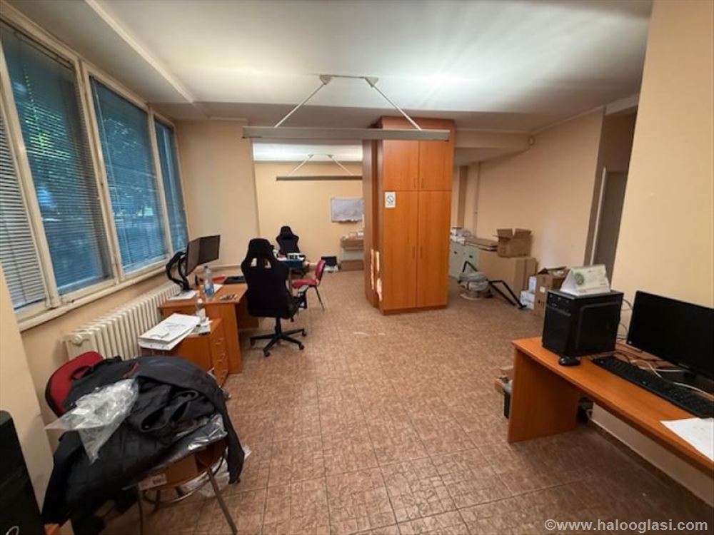Banovo Brdo-Požeška-Poslovni prostor-137m2-Uknjiže — fotografija
