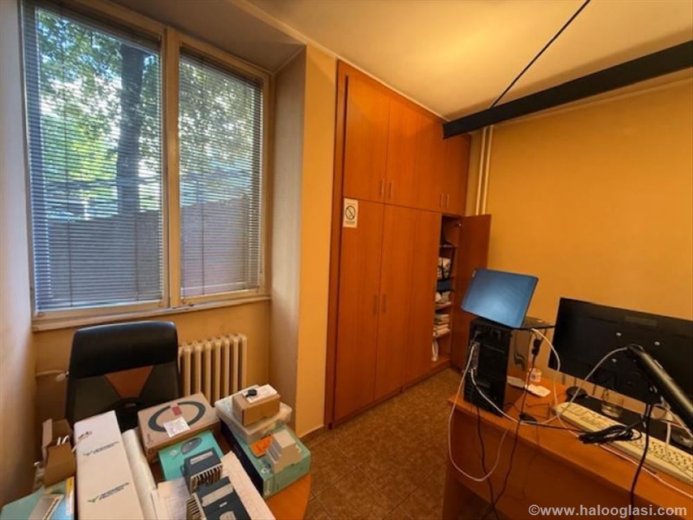 Banovo Brdo-Požeška-Poslovni prostor-137m2-Uknjiže — fotografija