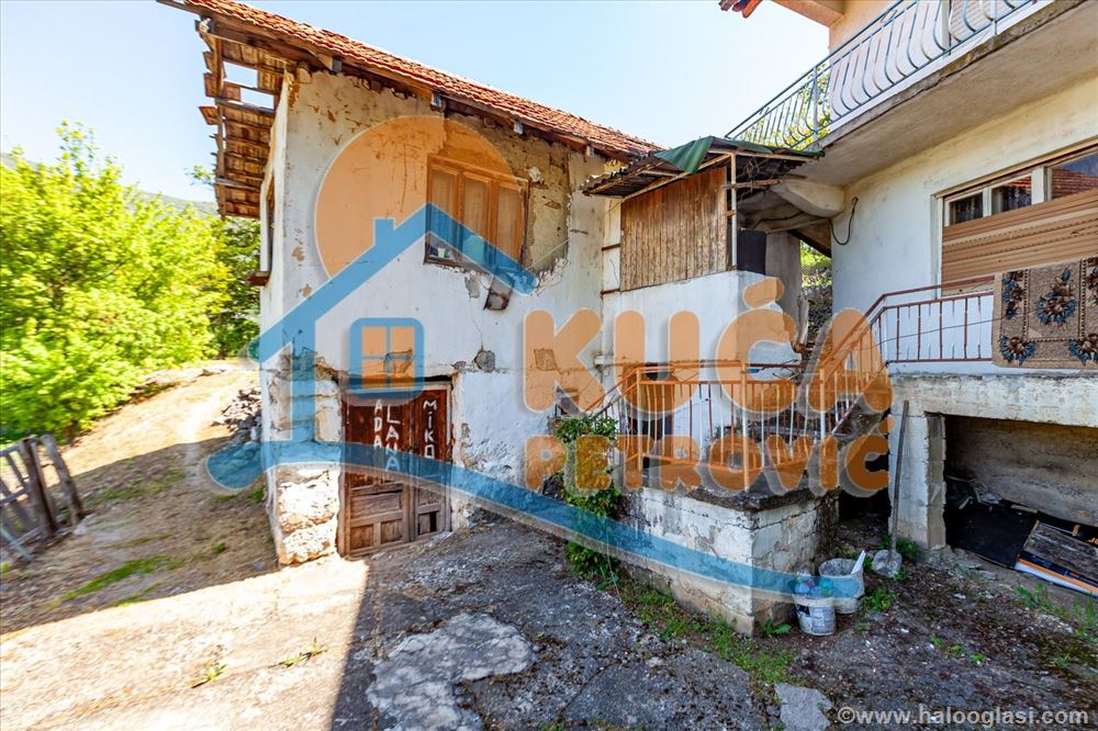 Kuća 180m2, Ostrovica — fotografija