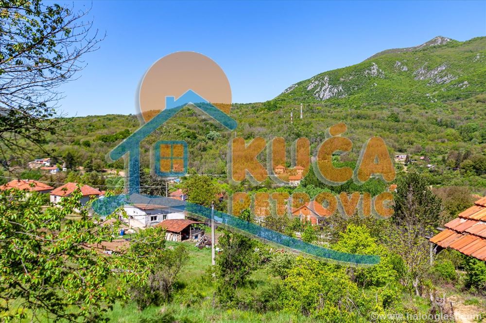 Kuća 180m2, Ostrovica — fotografija