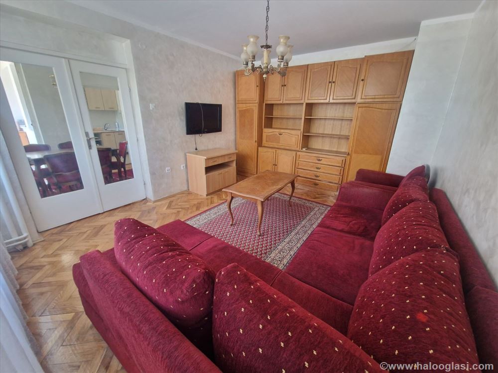 Apartment for sale with a price drop in Bulevar Oslobođenja