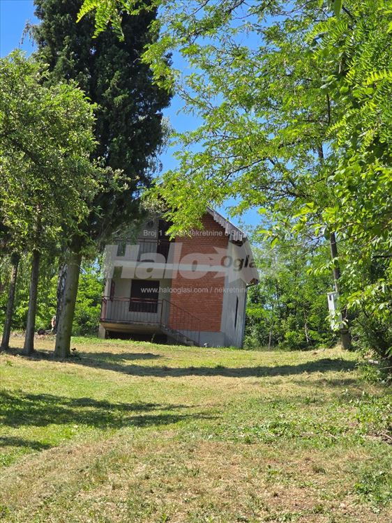 Apartment for sale priced below market in Ranka Ognjanovića