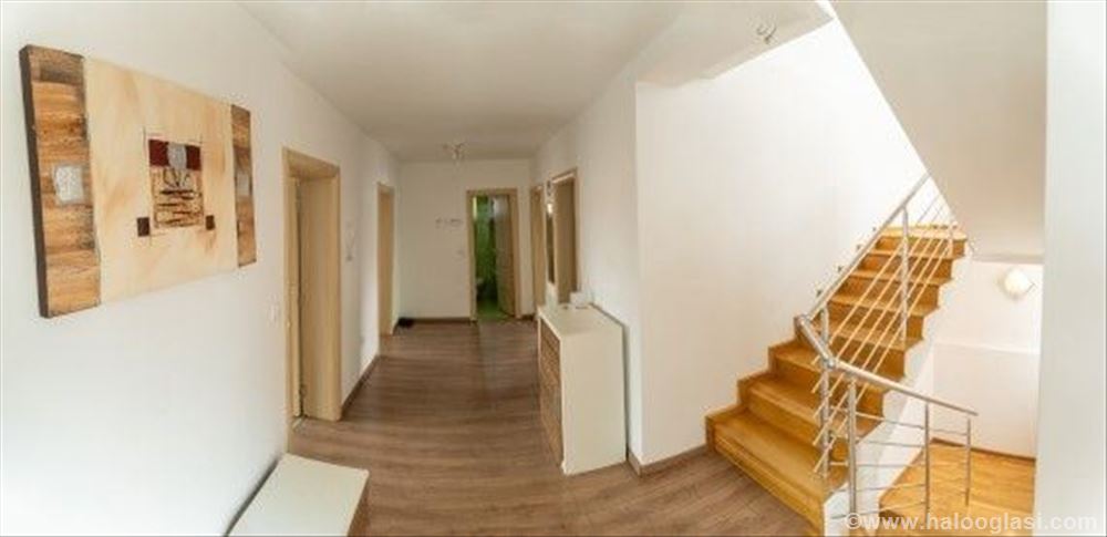 Kragujevac, Pivara, House, 8, 400m2 — photo