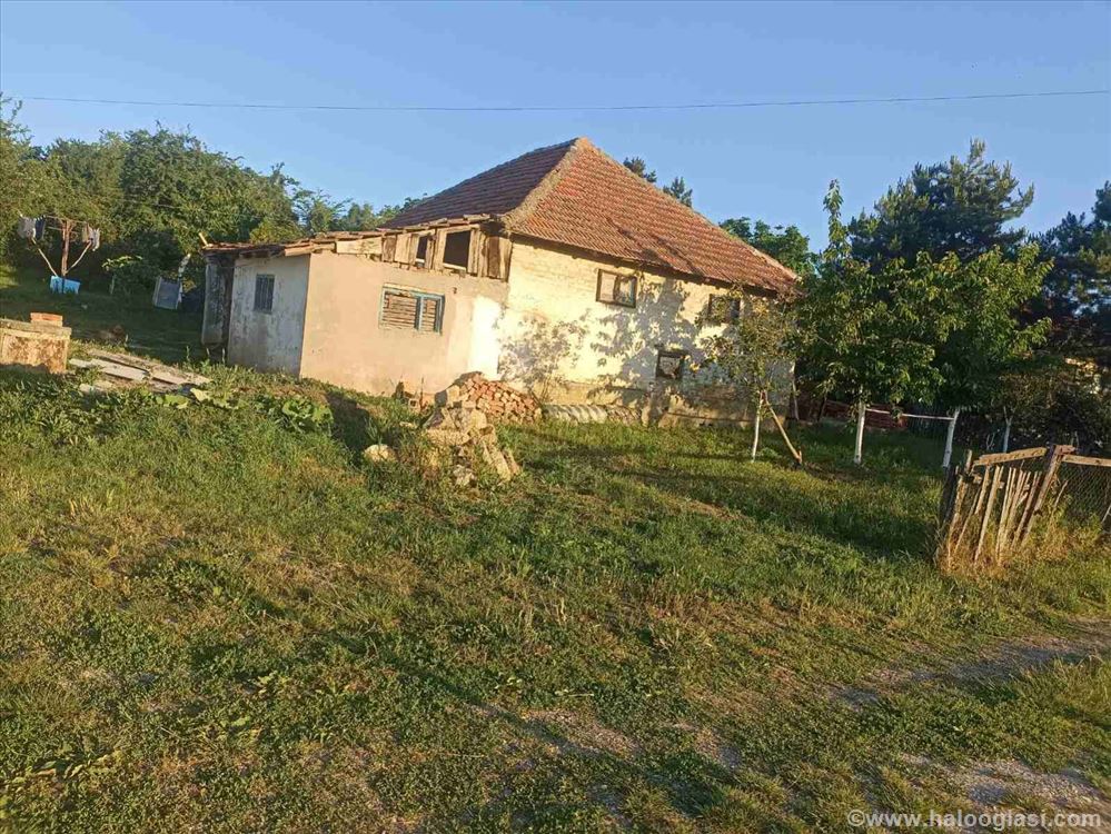 Apartment for sale priced below market in Ustanička