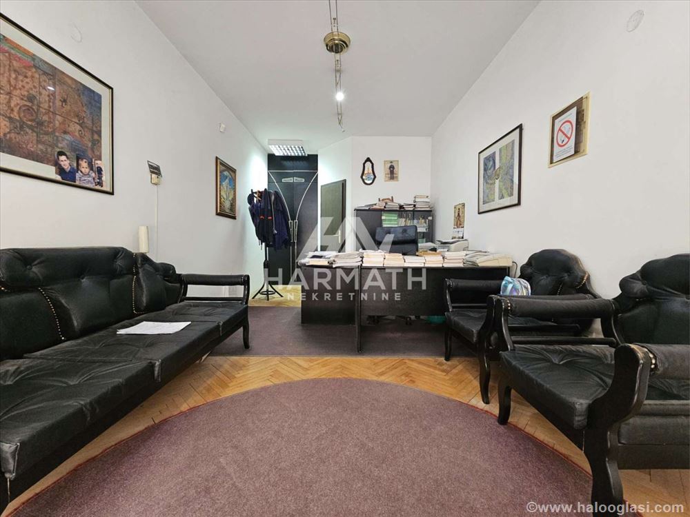 Poslovni prostor 22m2, Centar 1, na prodaju — fotografija