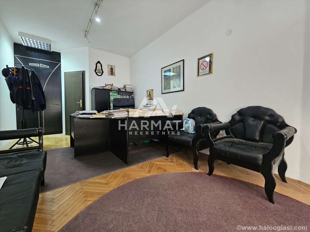 Poslovni prostor 22m2, Centar 1, na prodaju — fotografija