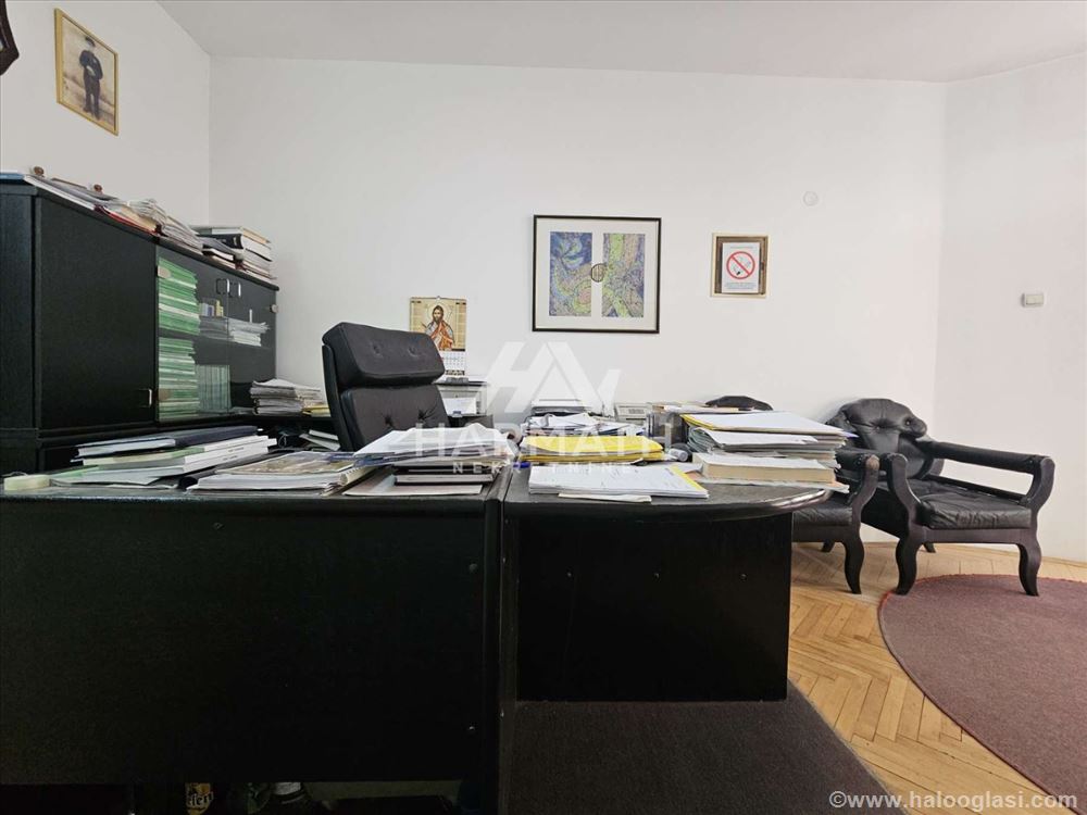 Poslovni prostor 22m2, Centar 1, na prodaju — fotografija