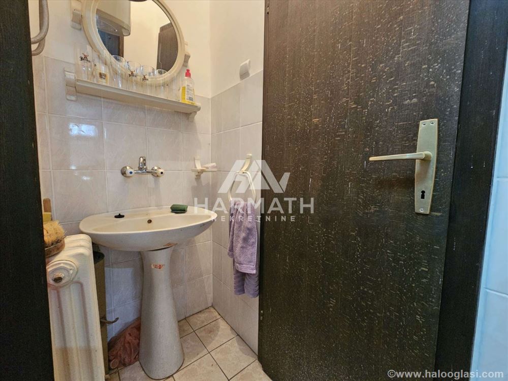 Poslovni prostor 22m2, Centar 1, na prodaju — fotografija