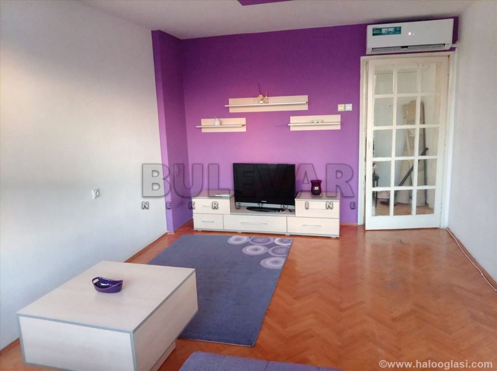Excellent apartment for rent in the very center of Niša, 54m2 — photo
