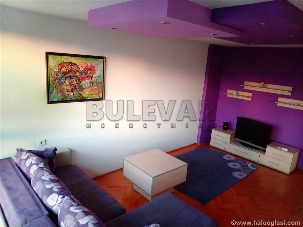 Excellent apartment for rent in the very center of Niša, 54m2 — photo