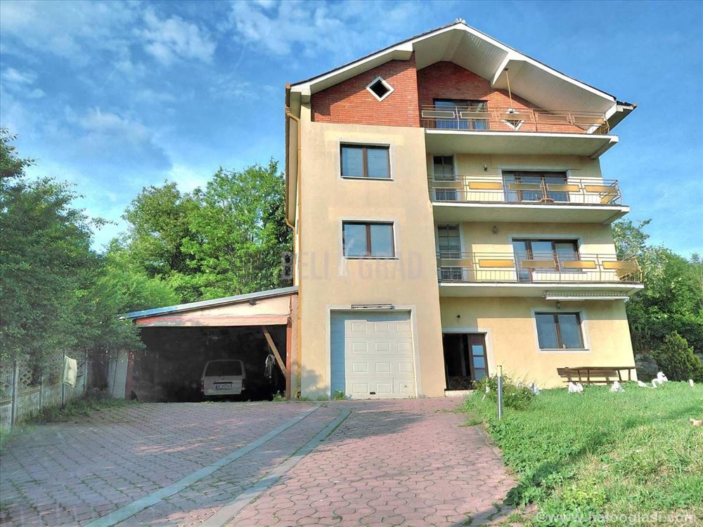 Apartment for sale priced below market in Slobodana Penezića Krcuna