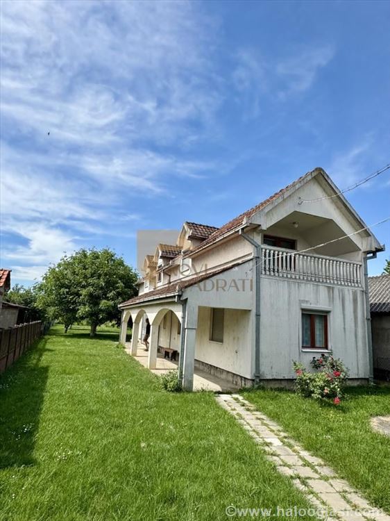 Apartment for sale priced below market in Bečmen