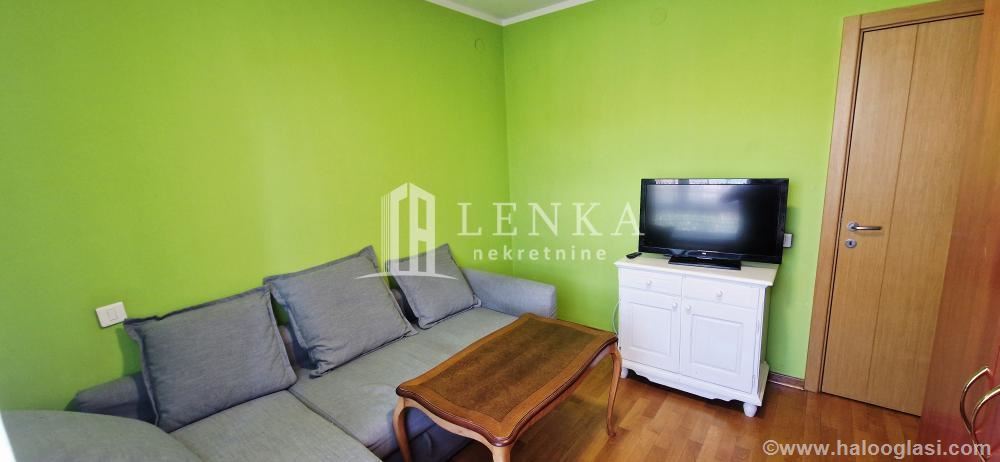 Apartment for sale near the BEOSHOPPING center 75m2 — photo
