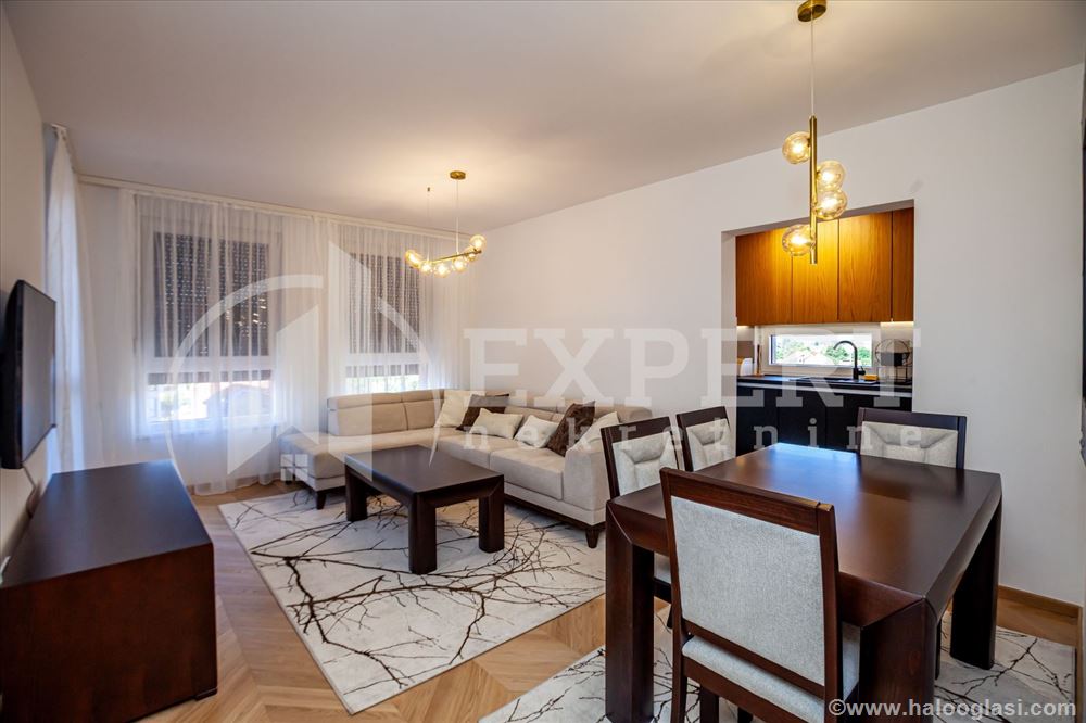Fotografija stana 3 od 23