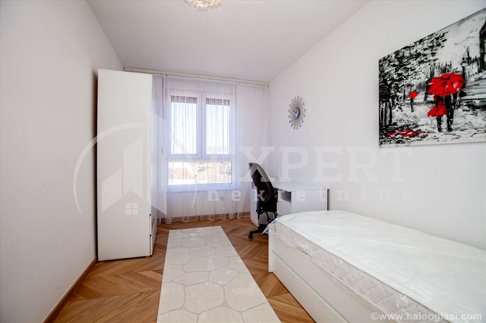 Fotografija stana 10 od 23