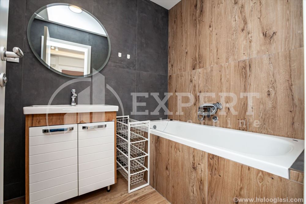Fotografija stana 18 od 23