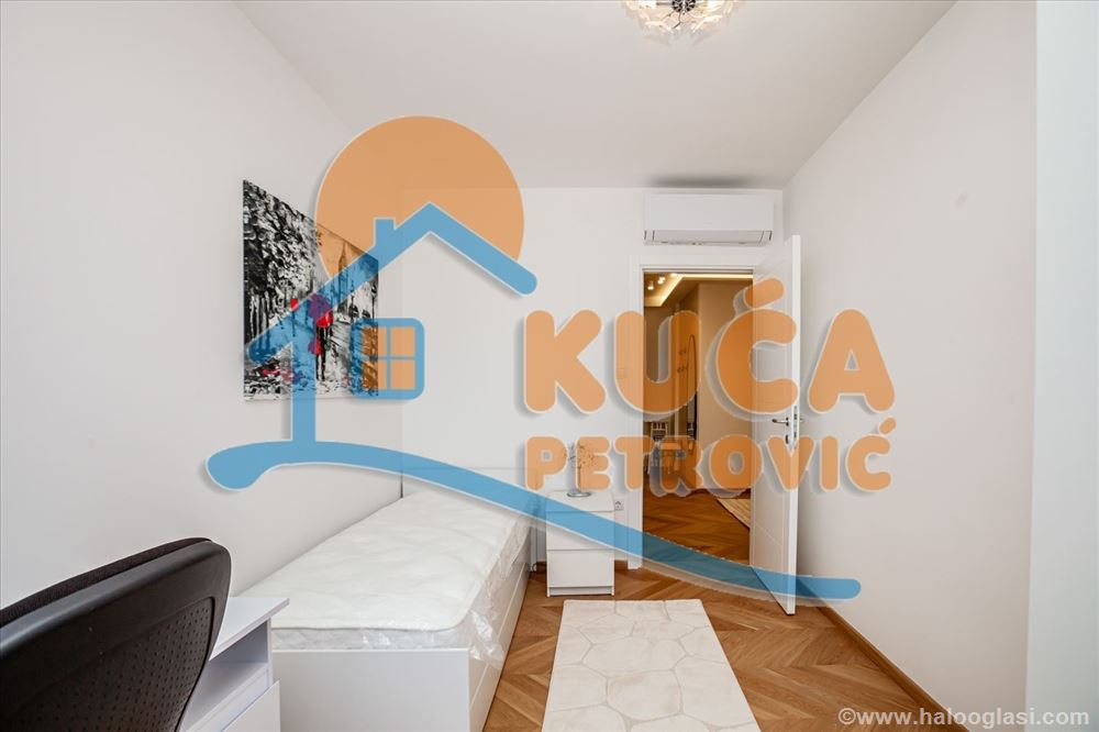 Fotografija stana 11 od 23