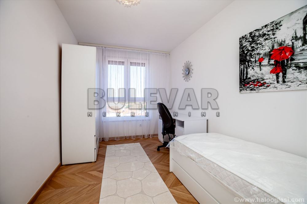 Fotografija stana 10 od 23