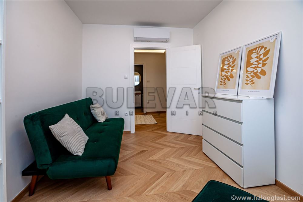 Fotografija stana 14 od 23