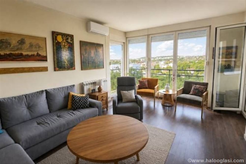 Bright three-room apartment with terrace in Mirijevu, 77m2 — photo