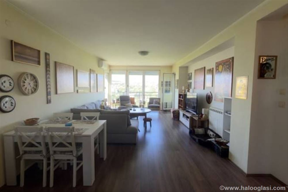 Bright three-room apartment with terrace in Mirijevu, 77m2 — photo