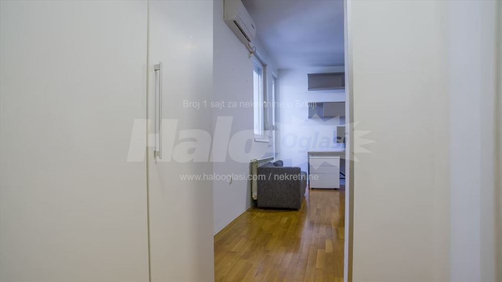 42m² - меблированная полуторакомнатная стан в терасоме — фото