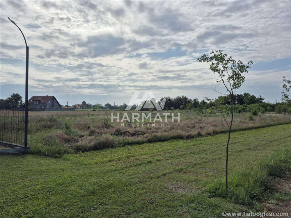 Продается земля под застройку 1080m2, Кертварош — фото