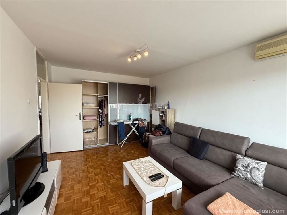 Top ponuda, Blok 45, renoviran, nadomak savskog ke — fotografija