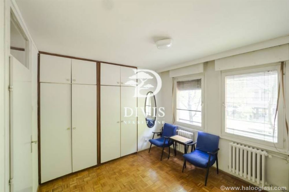 4.0 flat on Novom Beogradu in Bloku 19A, 98m2 — photo