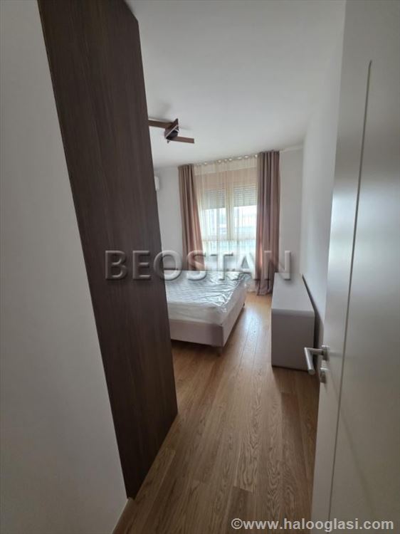 Fotografija stana 3 od 15