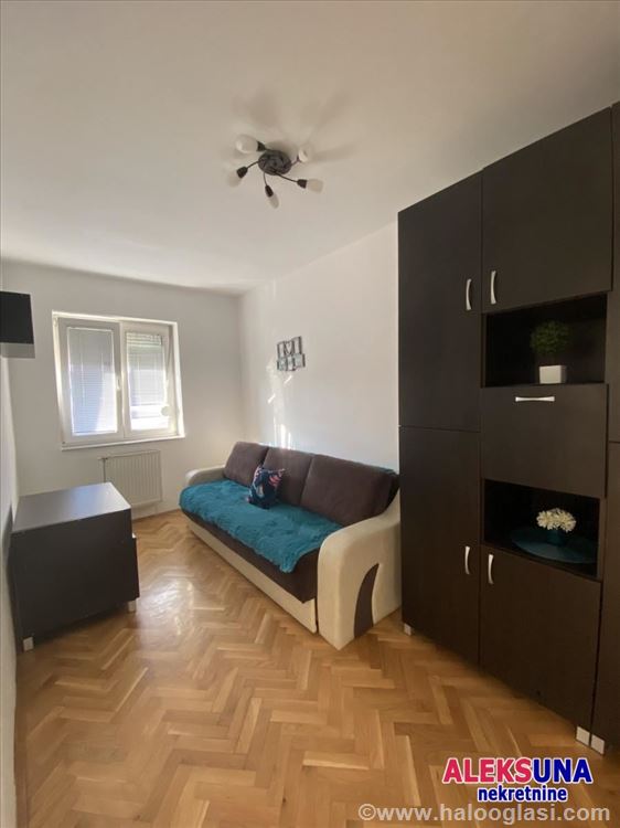 Fotografija stana 7 od 13