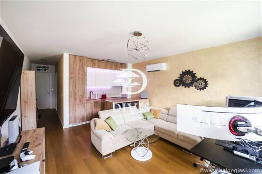Jednoiposoban stan, Dorćol, u novijoj zgradi,40m2