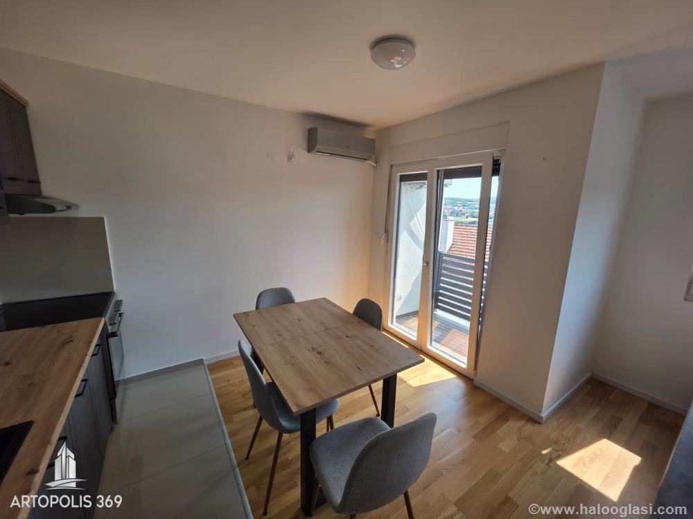 Fotografija stana 6 od 19