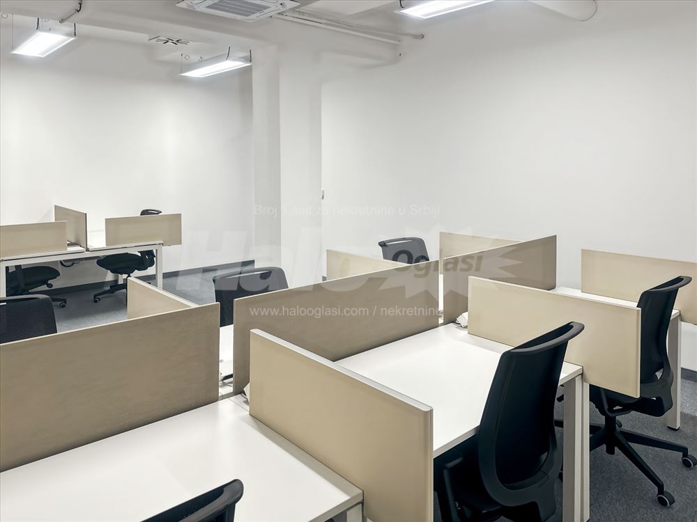 Coworking prostor na lokaciji HQ IRIN Business — fotografija