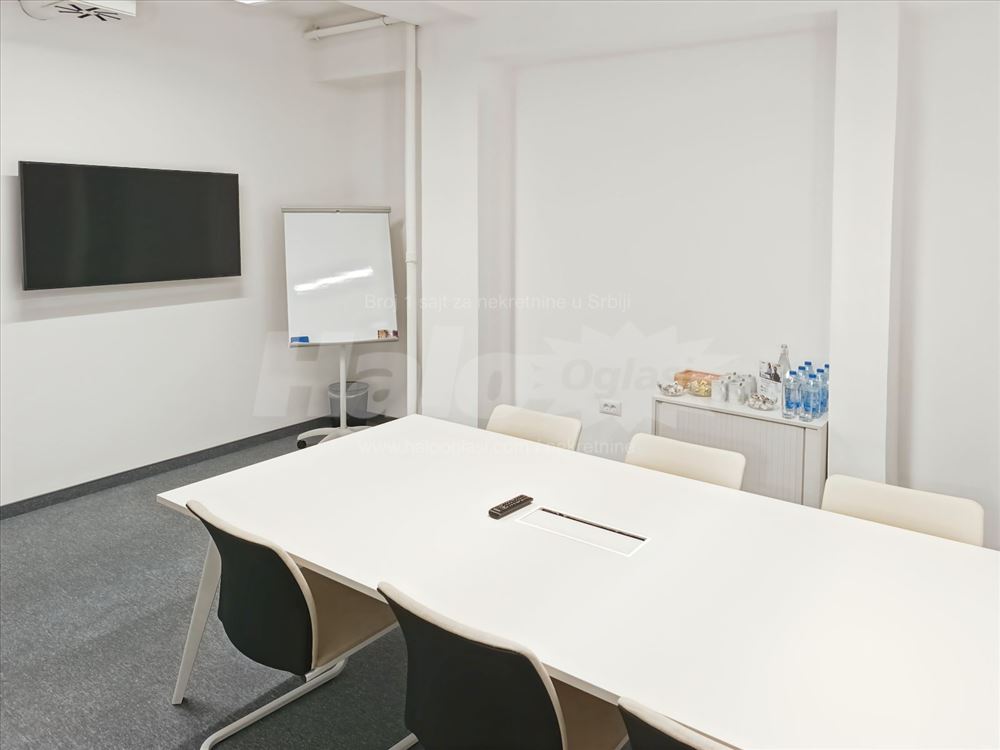 Privatne офисы на 3 человека в штаб-квартире IRIN Business — фото